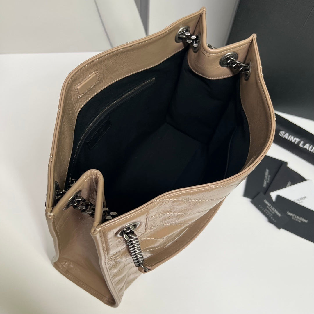 Dragons Bags - High-Quality Designer Products for You - AFFORDABLE LUXURY BAGS - 5675