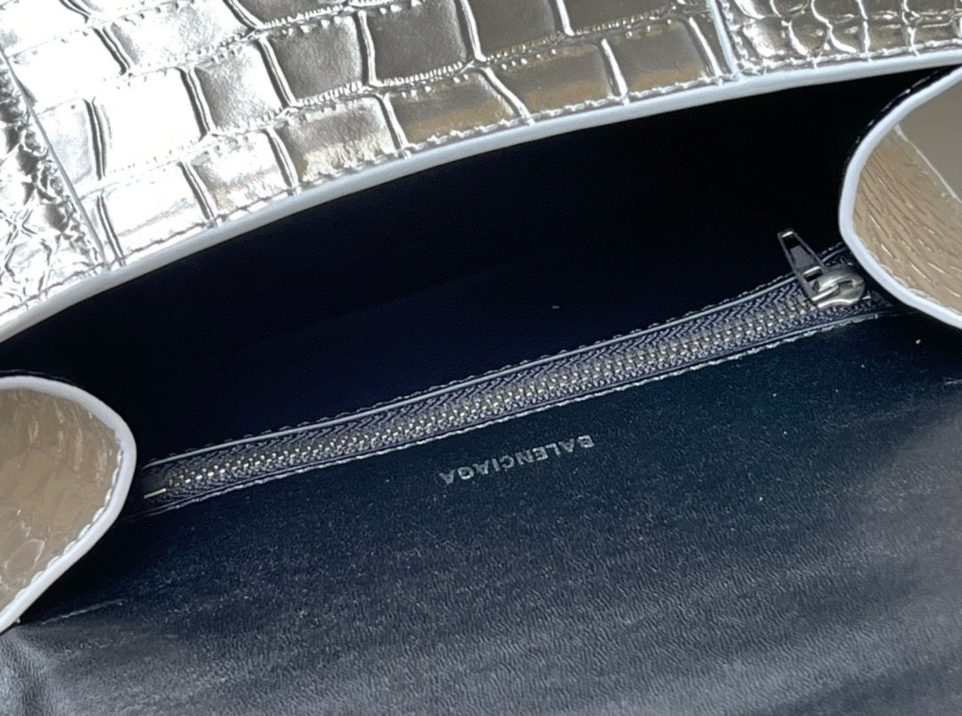 new-luxury-designer-bags-nm24874