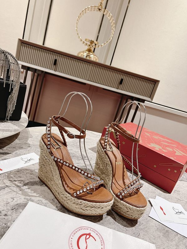 new-luxury-designer-bags-nm22574