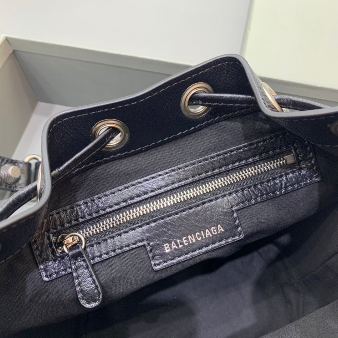 new-luxury-designer-bags-nm24318