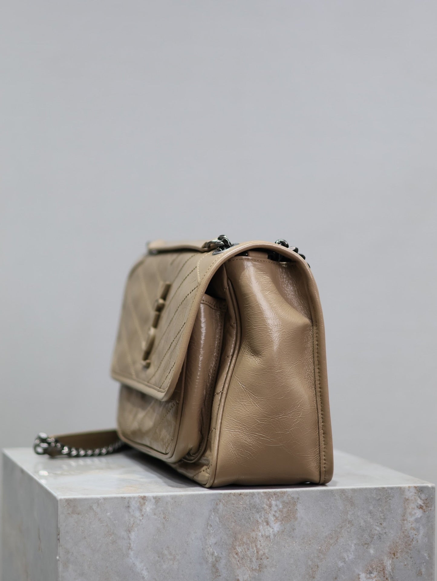 Dragons Bags - Premium Luxury Goods and Accessories - AFFORDABLE LUXURY BAGS - 5990