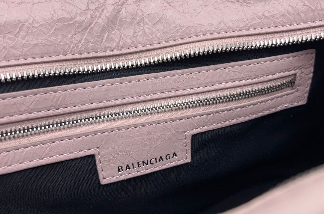 new-luxury-designer-bags-nm24273
