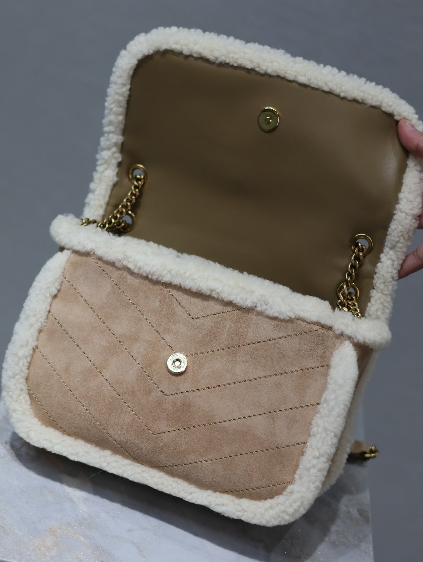 Dragons Bags - High-Quality Designer Products for You - AFFORDABLE LUXURY BAGS - 5959