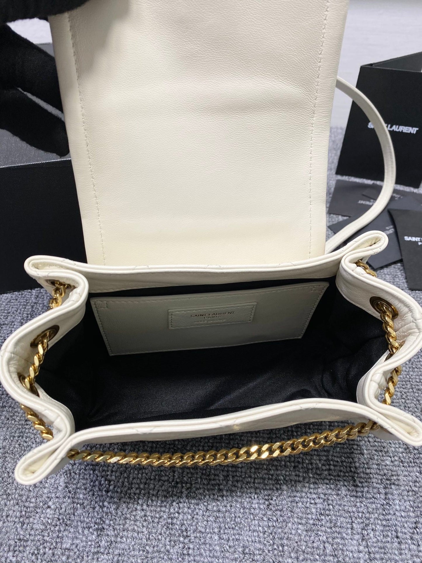 Dragons Bags - High-Quality Designer Products for You - AFFORDABLE LUXURY BAGS - 5867