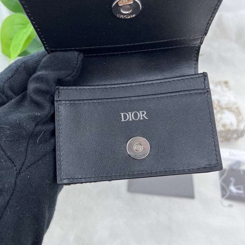 Dragons Bags Detail