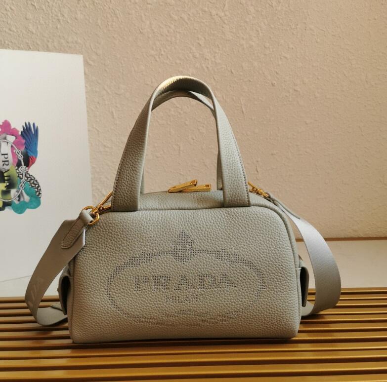 Dragons Bags Detail