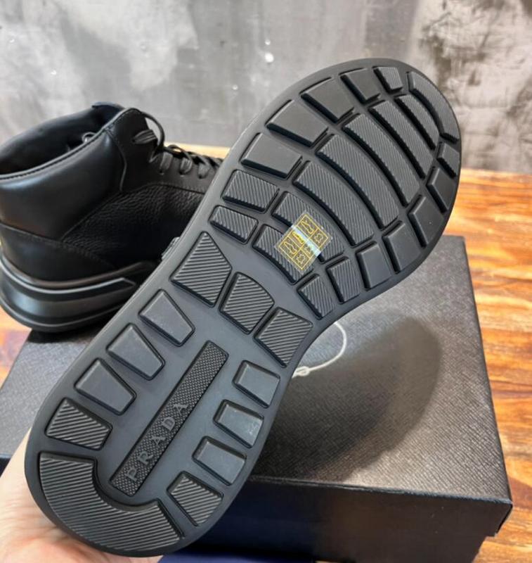 Dragons Bags Bags
- PD Men Shoes - 102