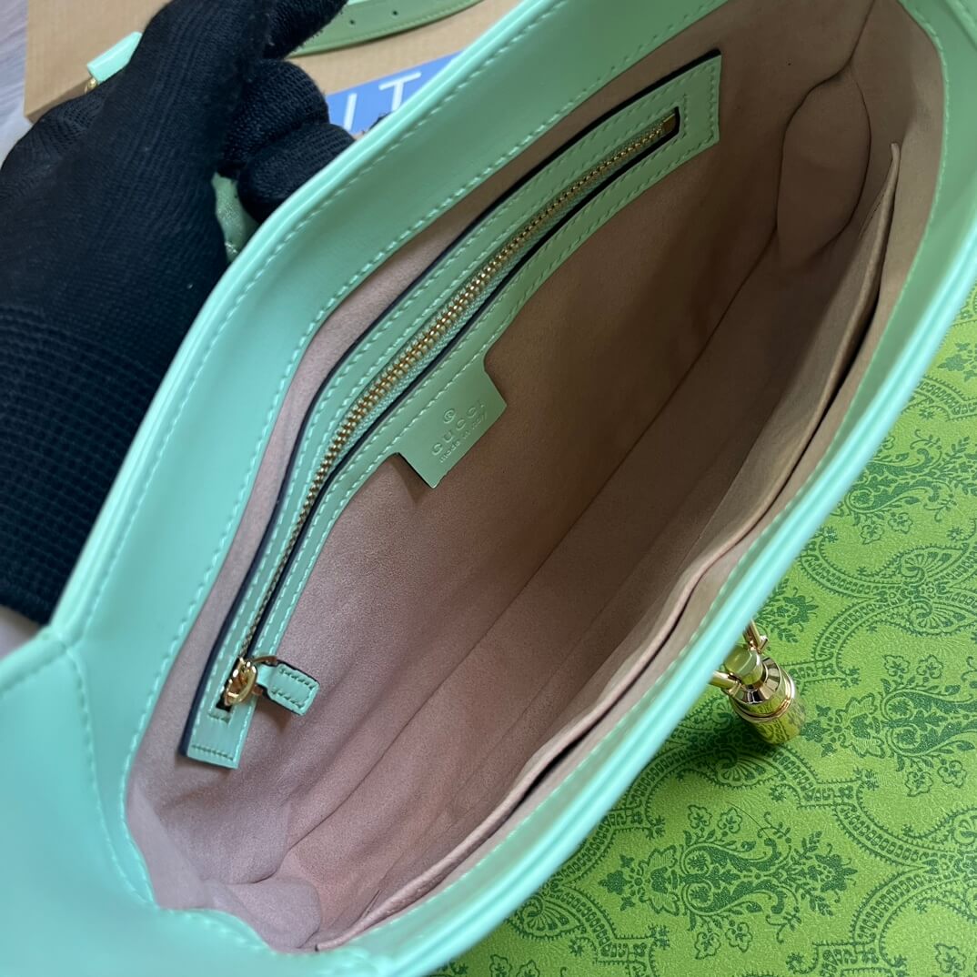 VBS636709 subaxillary bag 28cm light green cowhide