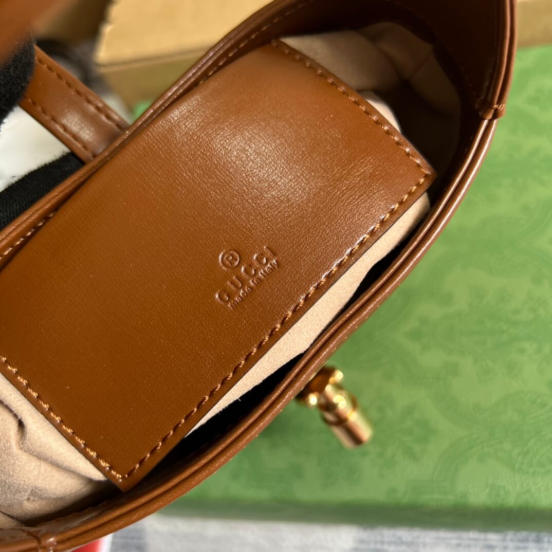 VBS637091 Handbag subaxillary bag 19cm brown cowhide