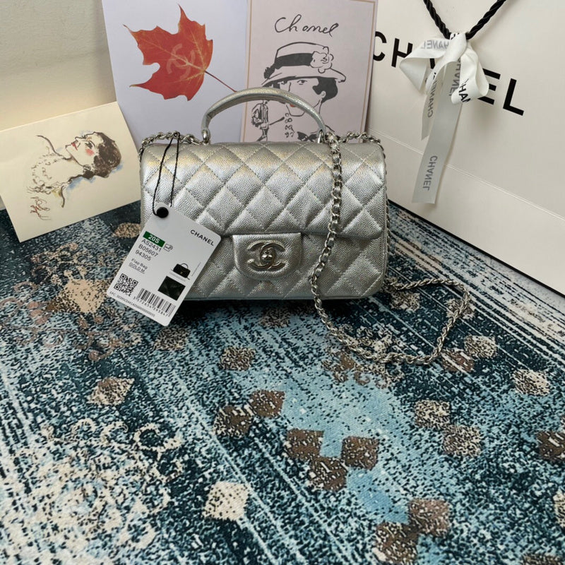 Dragons Bags Detail
