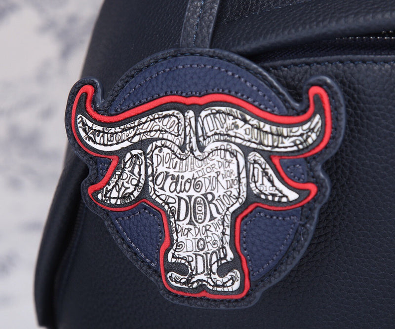 Dragons Bags Detail