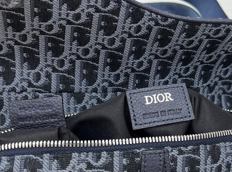 Dragons Bags Detail