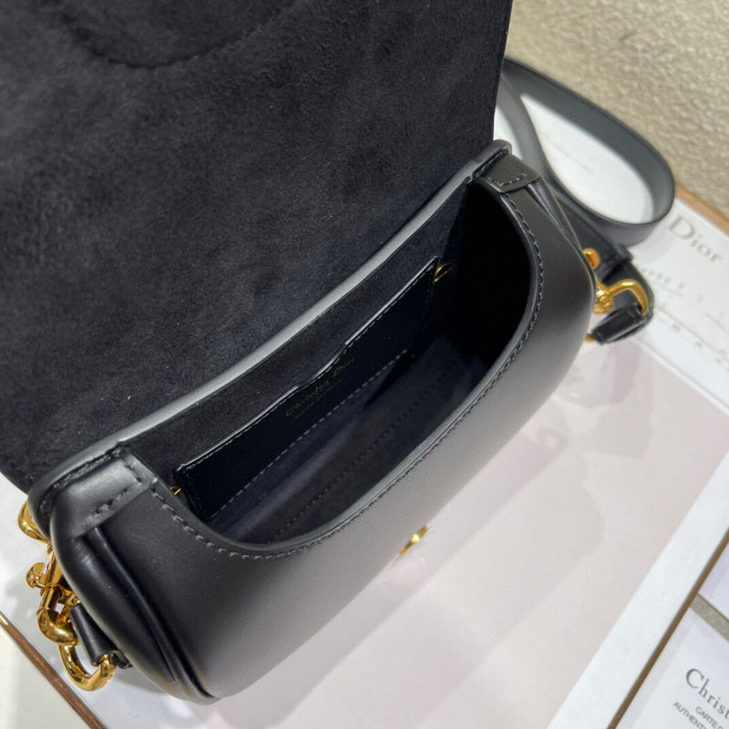 Dragons Bags Detail