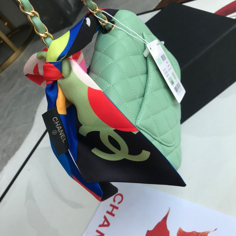 Dragons Bags Detail
