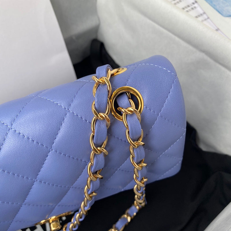 Dragons Bags Detail