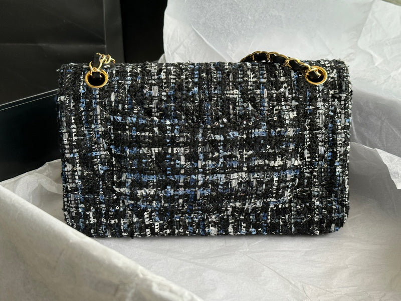 Dragons Bags Detail