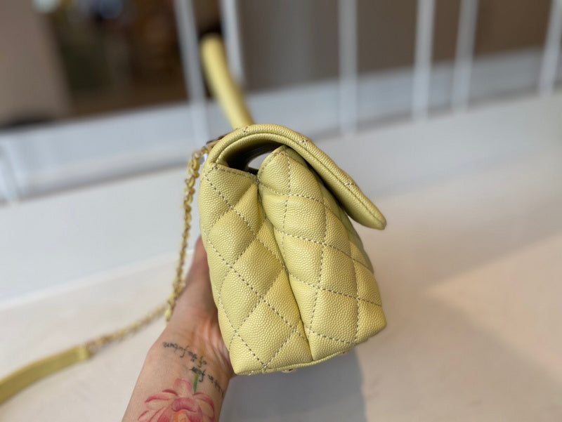 Dragons Bags Detail