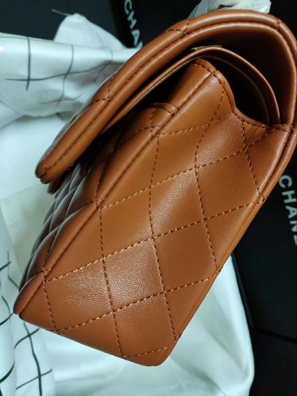 Dragons Bags Detail