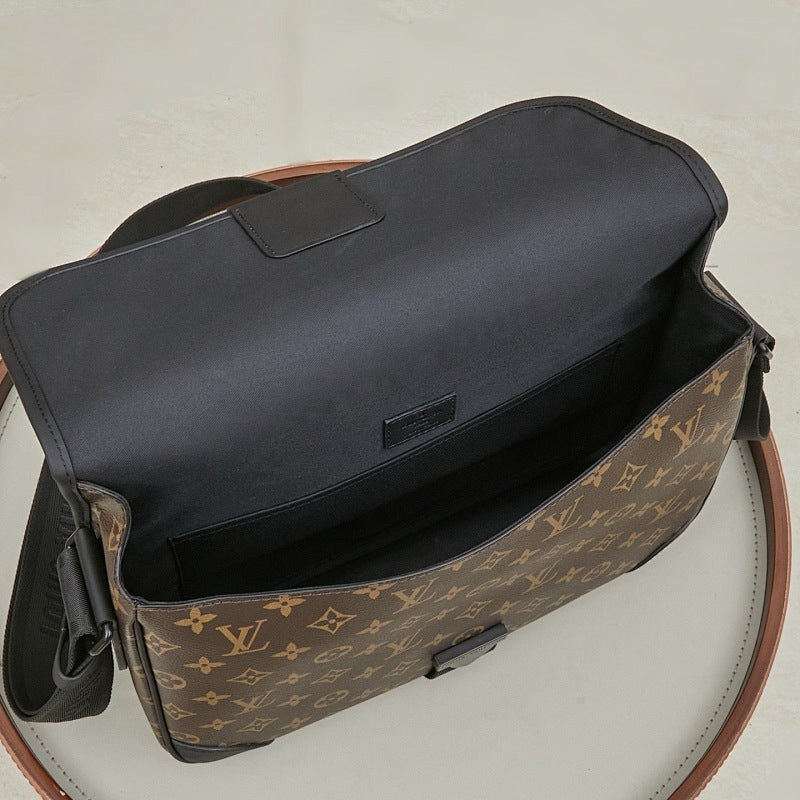 Dragons Bags ln Luxury Bag --71696