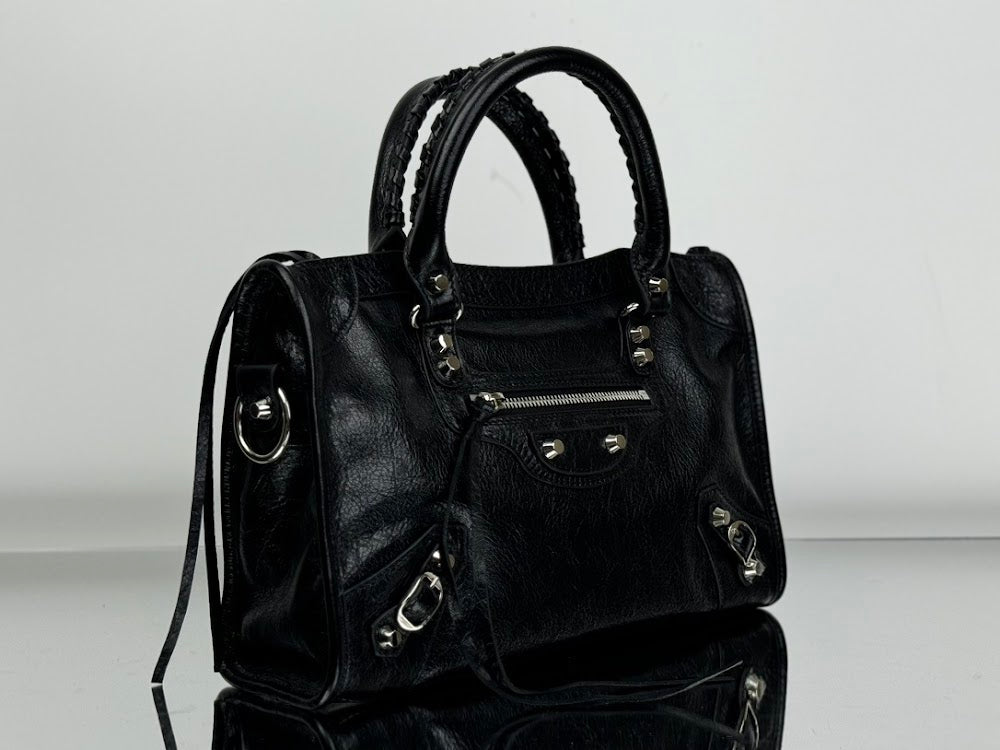new-luxury-designer-bags-nm21575