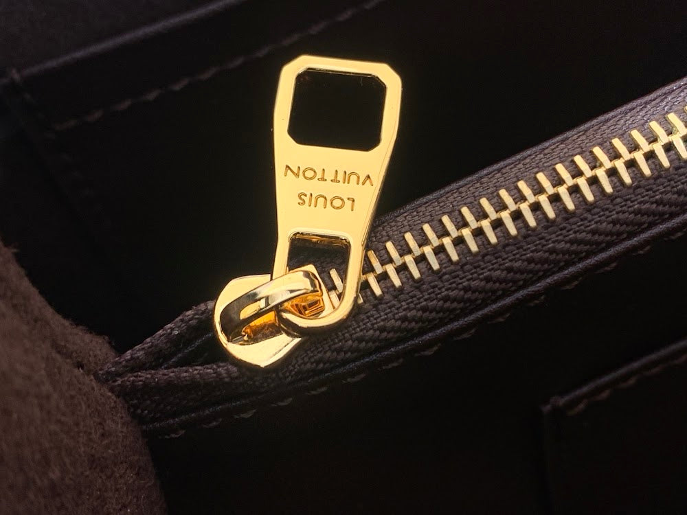 Dragons Bags ln Luxury Bag --69982