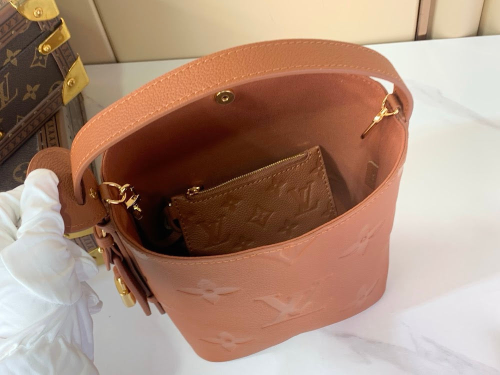 Dragons Bags ln Luxury Bag --58936