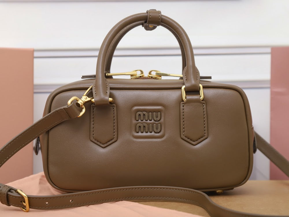 Dragons Bags Miun Miun Luxury Bag --123190