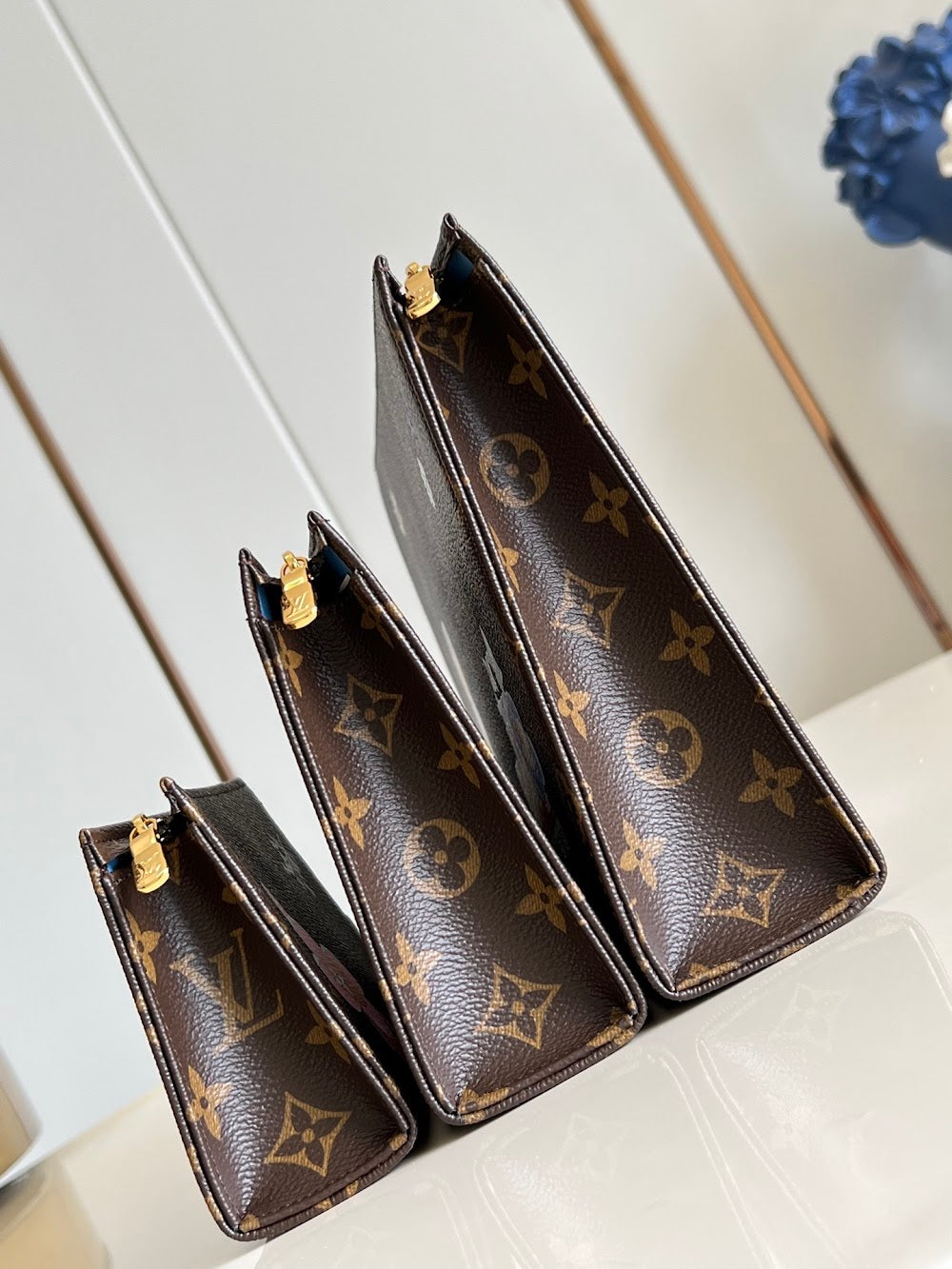 Dragons Bags ln Luxury Bag --97339