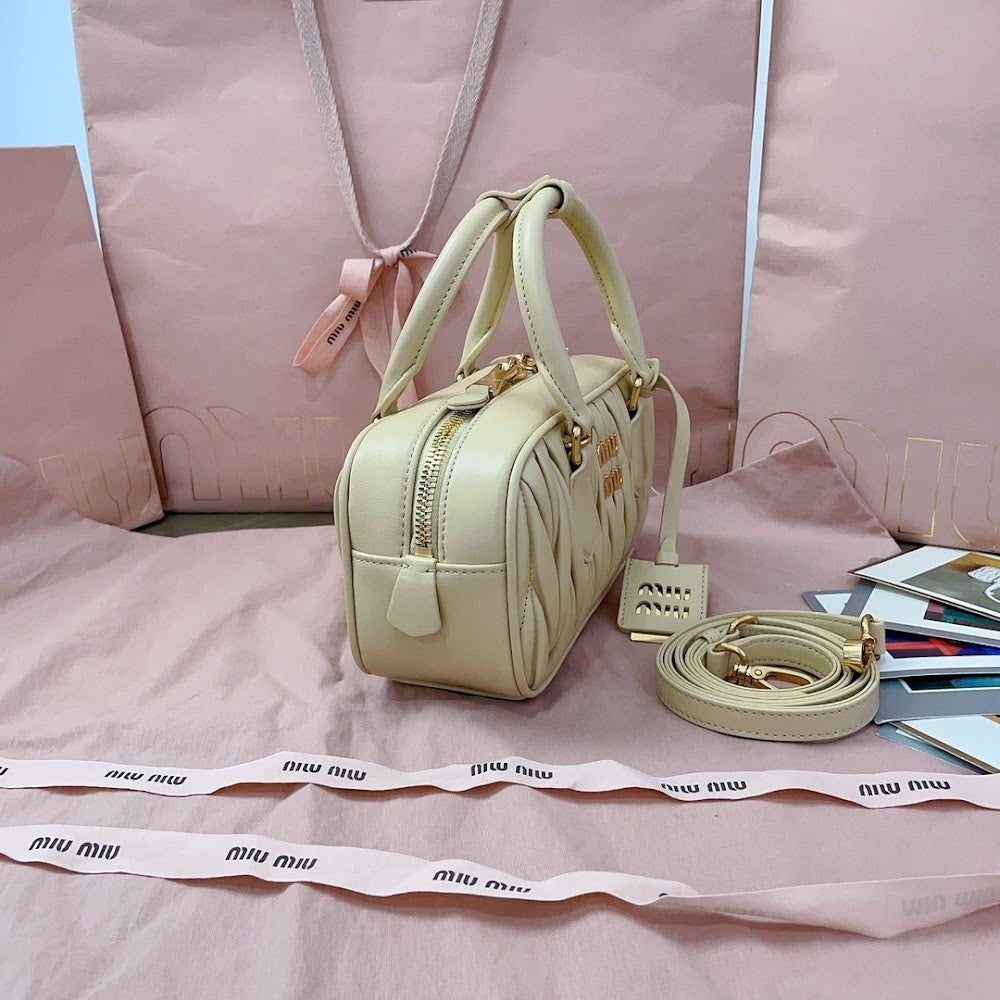 Dragons Bags Miun Miun Luxury Bag --122230