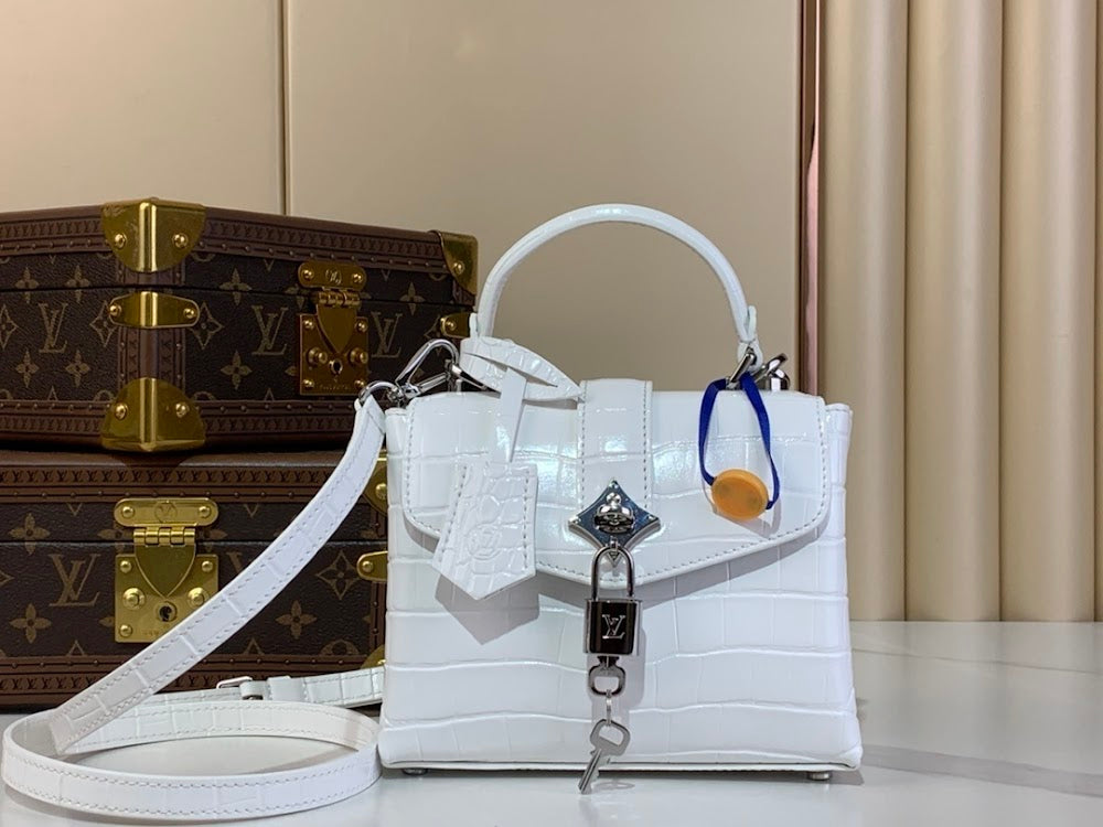 Dragons Bags ln Luxury Bag --62634