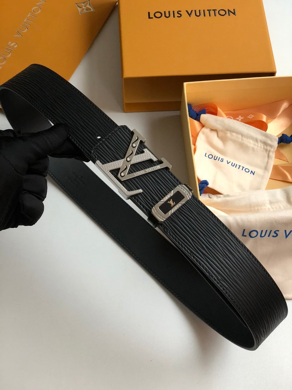 Dragons Bags ln Luxury Belt --110051