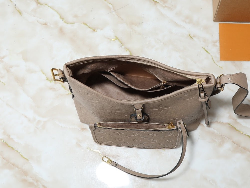 Dragons Bags ln Luxury Bag --77007