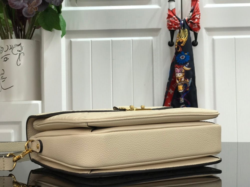 Dragons Bags ln Luxury Bag --59654