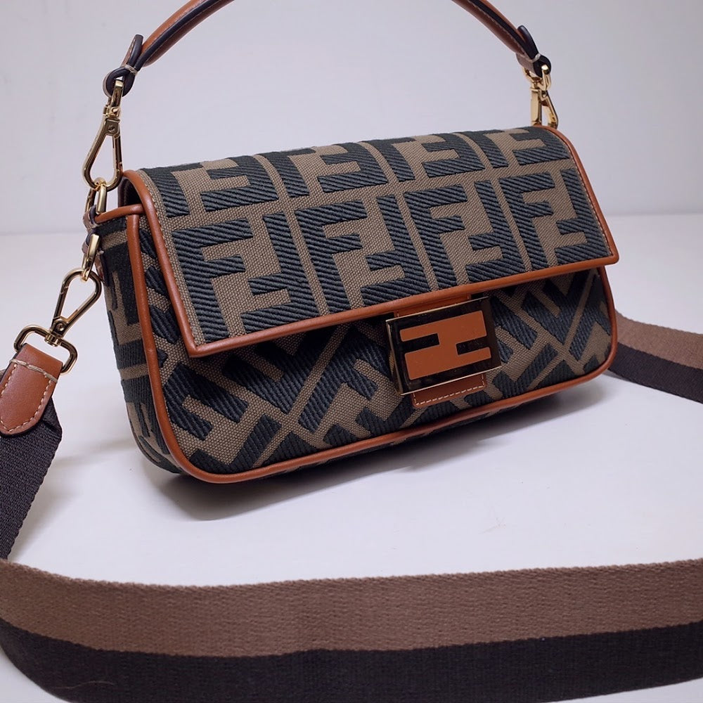 new-luxury-designer-bags-nm15285