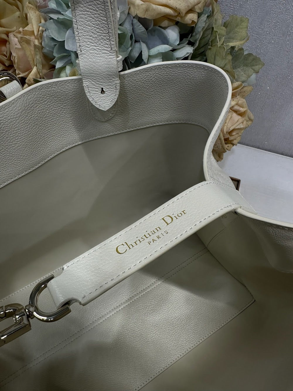 Dragons BagsDiorn Luxury Bag --116136