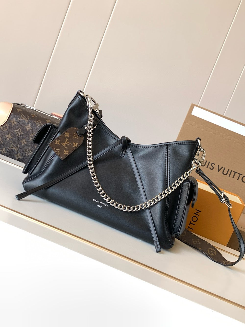 Dragons Bags ln Luxury Bag --81537