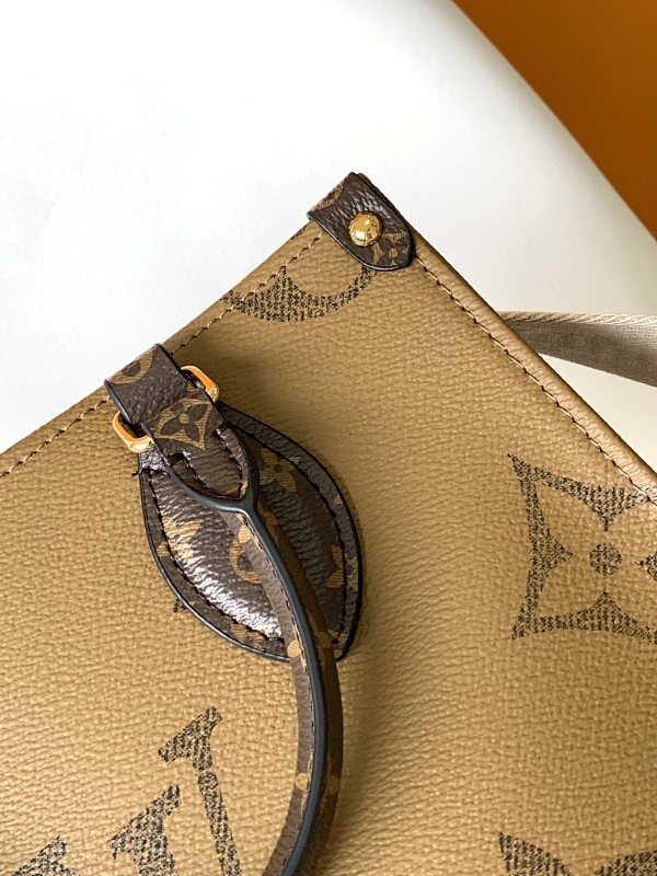 Dragons Bags ln Luxury Bag --81518