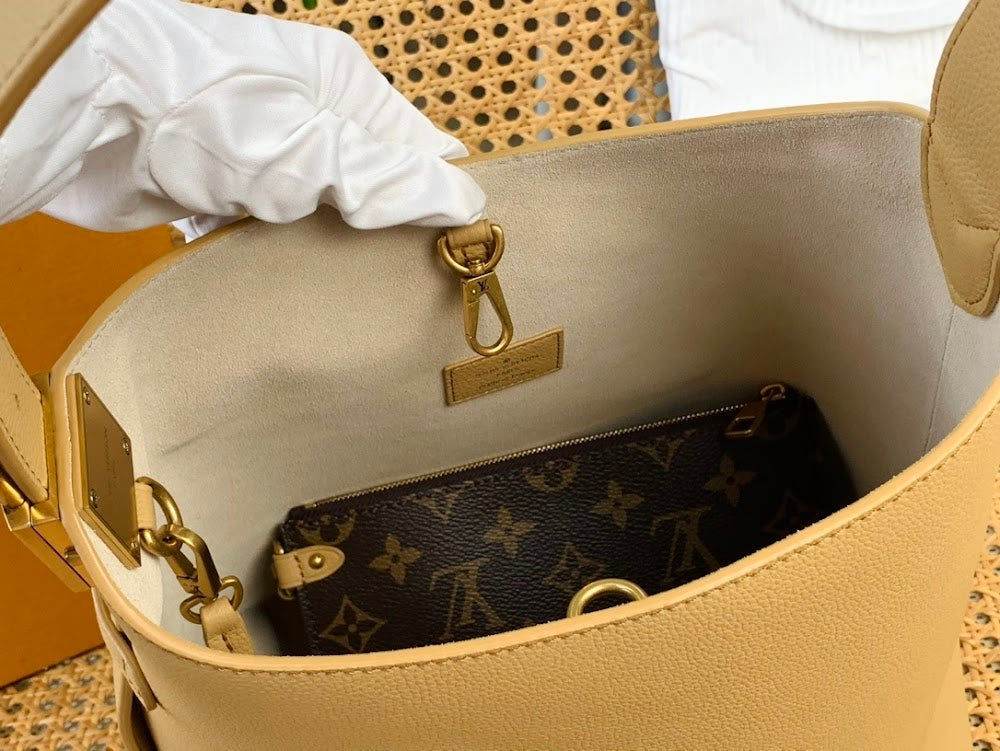 Dragons Bags ln Luxury Bag --69187
