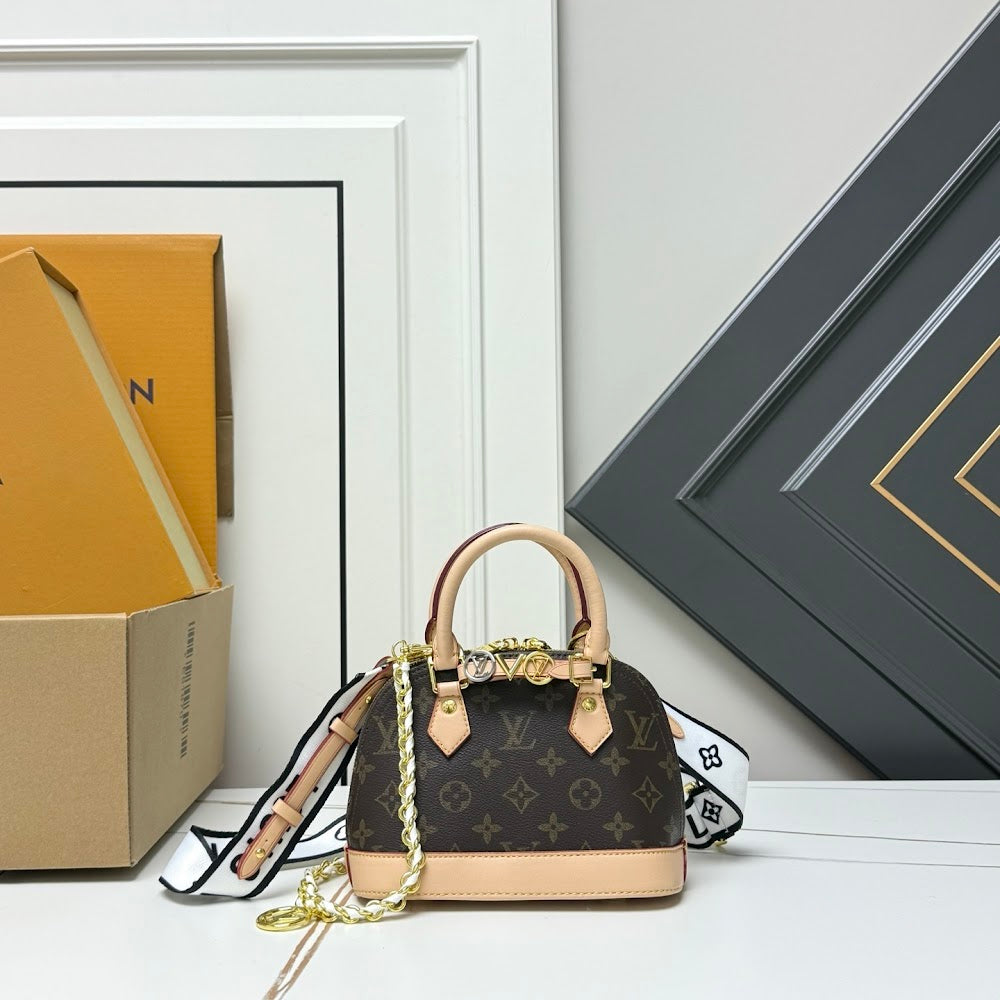 Dragons Bags ln Luxury Bag --77531