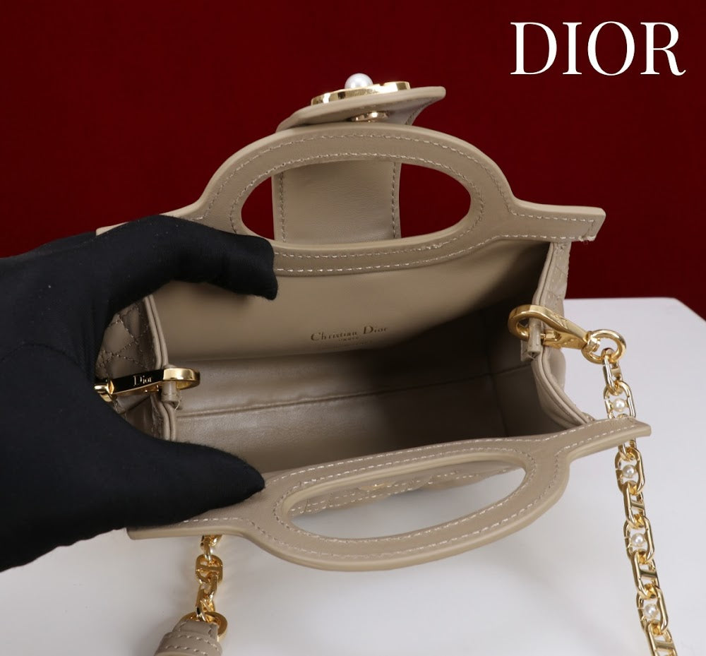Dragons BagsDiorn Luxury Bag --114562
