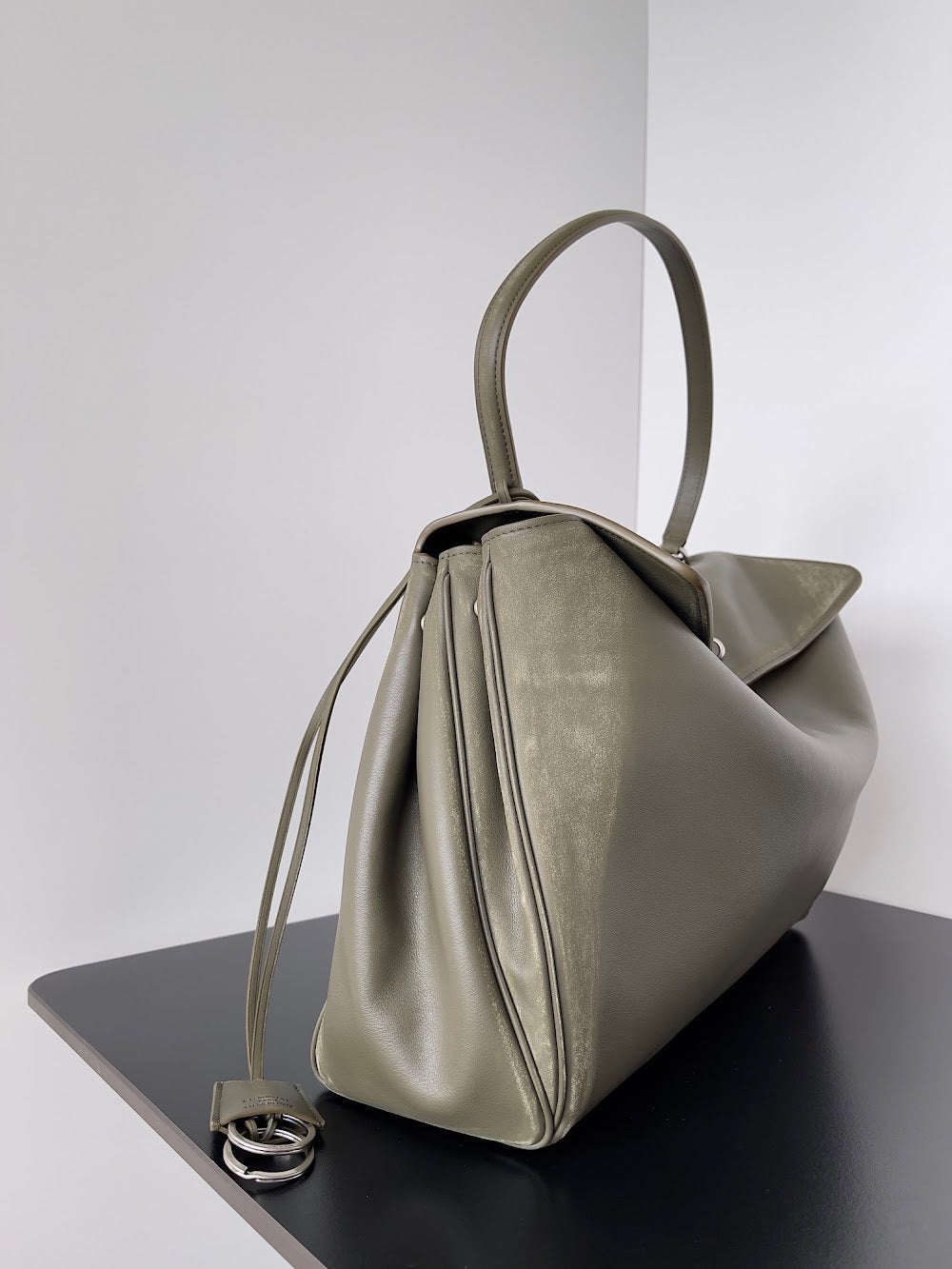 Dragons Bags Balenciaga Luxury Bag --111597