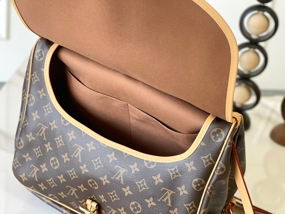 Dragons Bags ln Luxury Bag --81670
