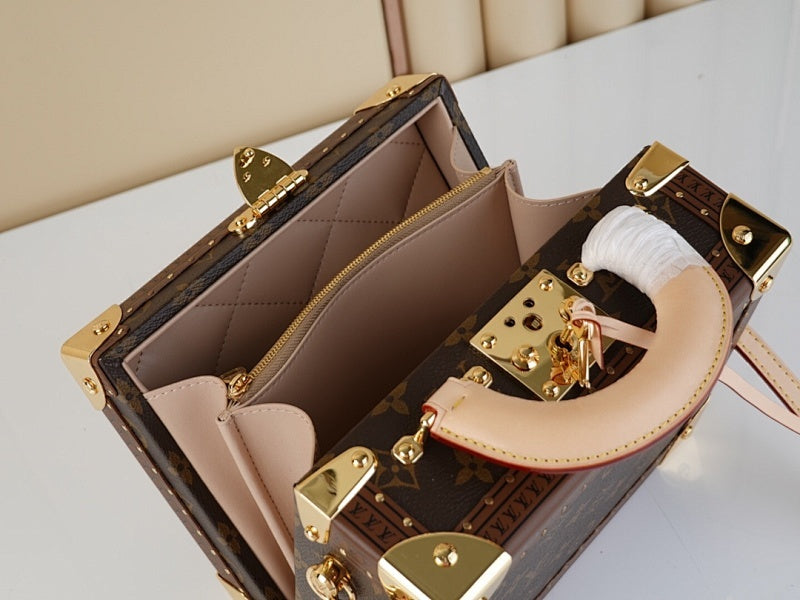 Dragons Bags ln Luxury Bag --60320