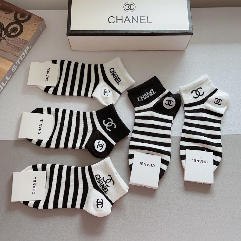 Dragons Bags Premium Luxury Socks --97720