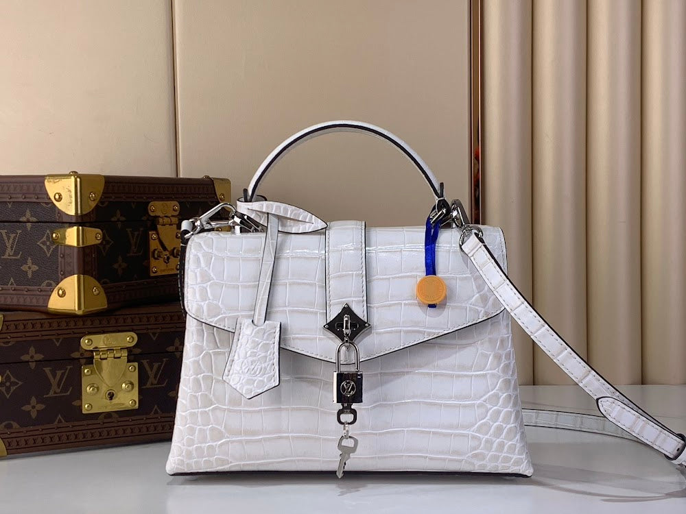 Dragons Bags ln Luxury Bag --96467