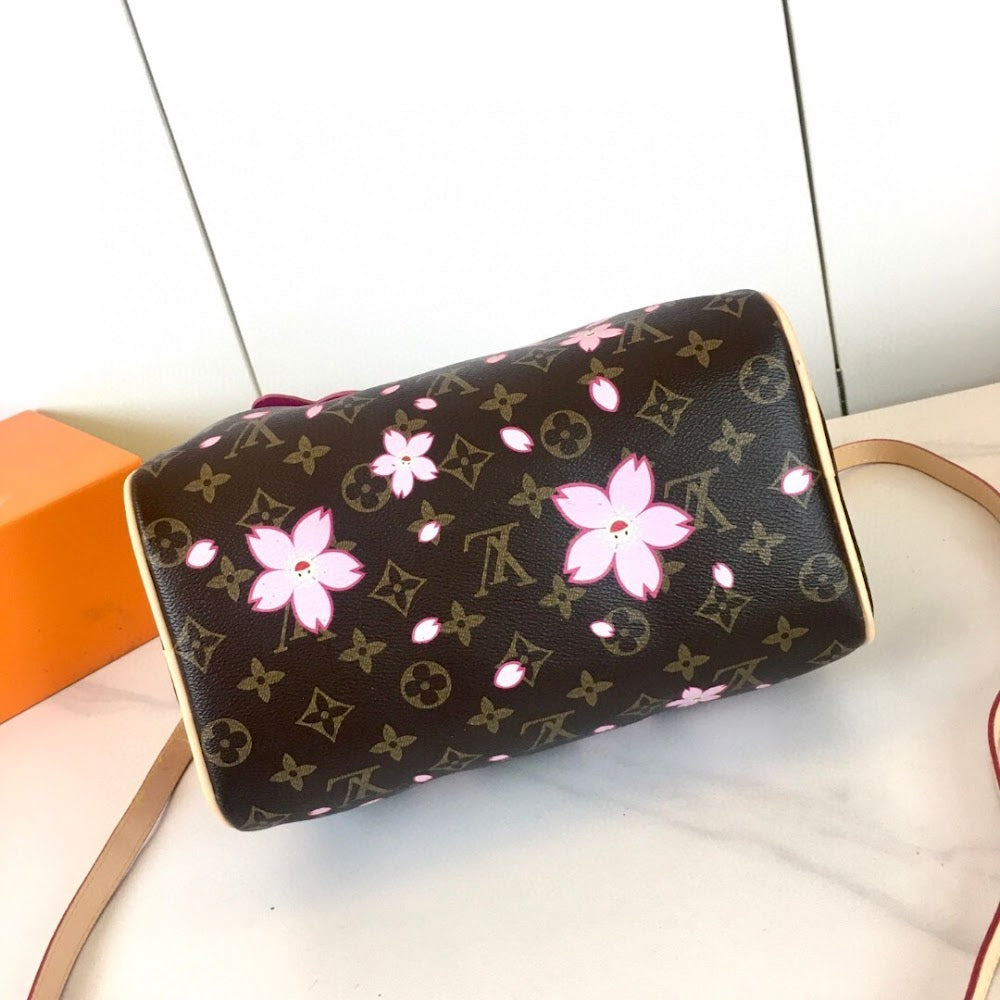 Dragons Bags ln Luxury Bag --76817