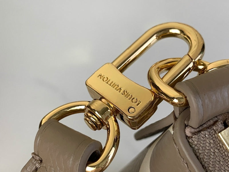 Dragons Bags ln Luxury Bag --69530