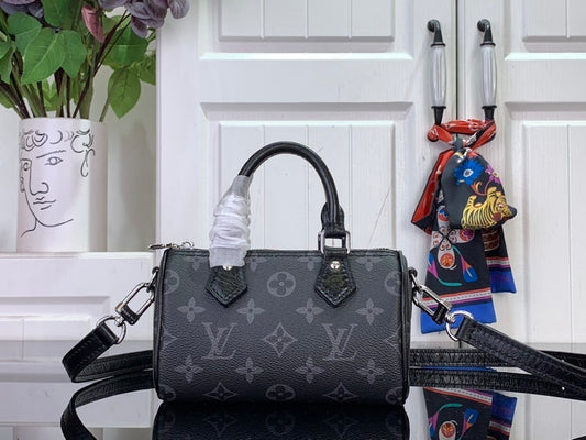 Dragons Bags ln Luxury Bag --97301