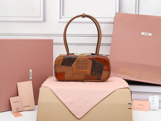 Dragons Bags Miun Miun Luxury Bag --122524