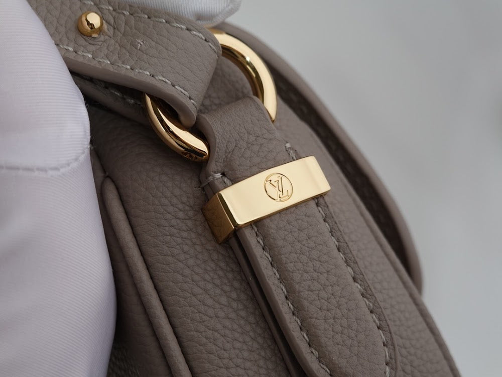 Dragons Bags ln Luxury Bag --60586